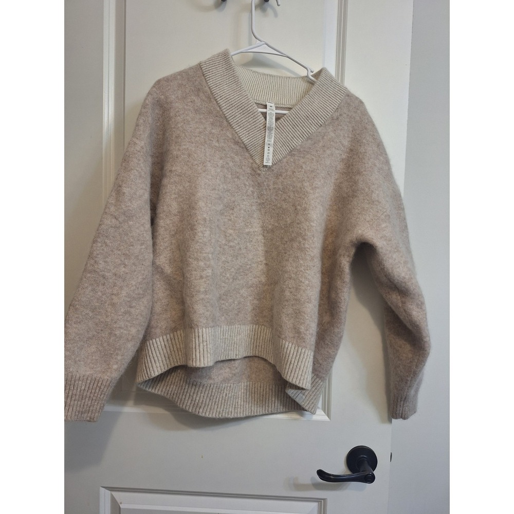 Lululemon Wool Alpaca Blend V Neck Oversized Sweater Pullover Medium